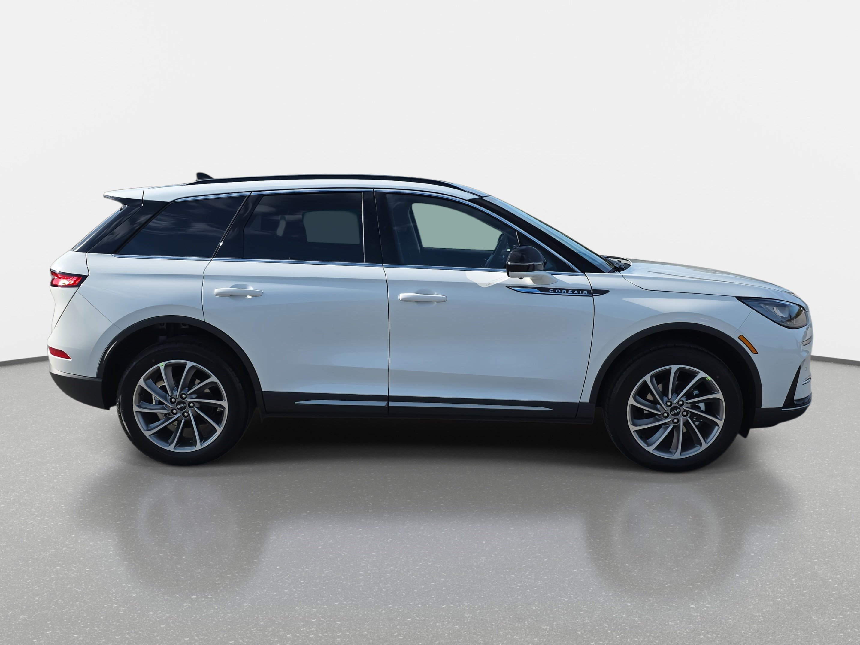 New 2026 Lincoln Corsair Premiere image 4