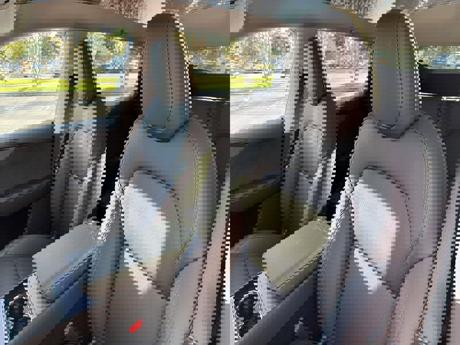 Used 2026 Tesla Model Y Premium image 27