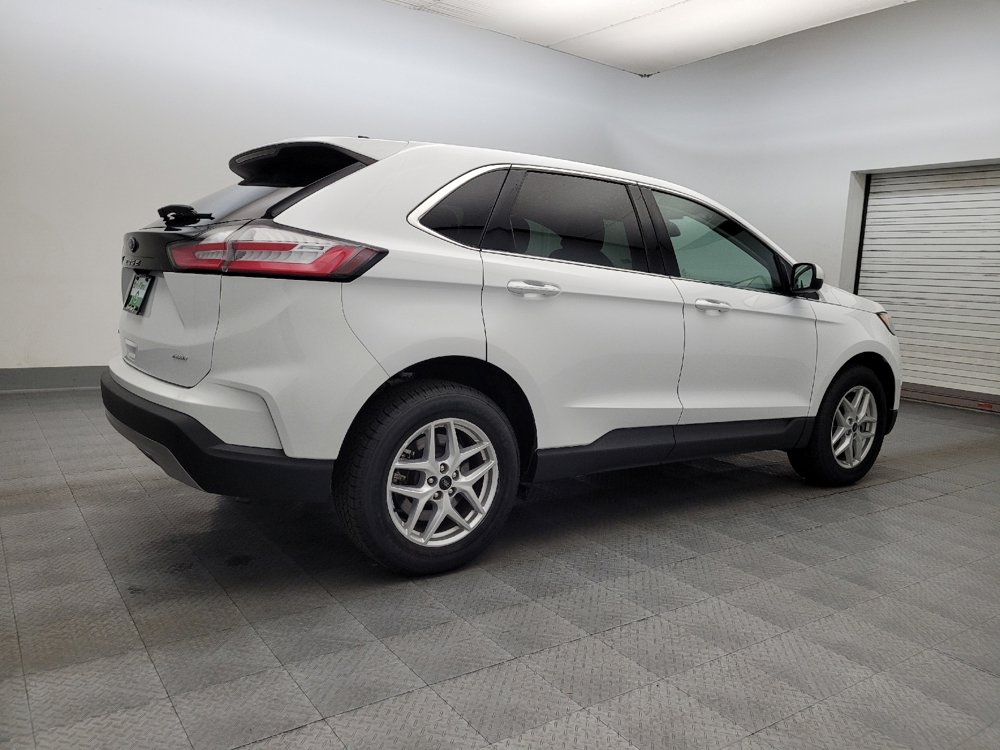 Used 2023 Ford Edge SEL image 10