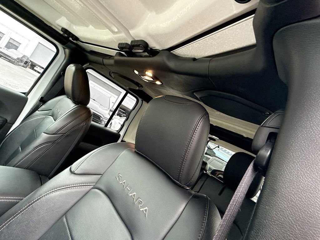 Used 2023 Jeep Wrangler Unlimited Sahara w/ Cold Weather Group image 20