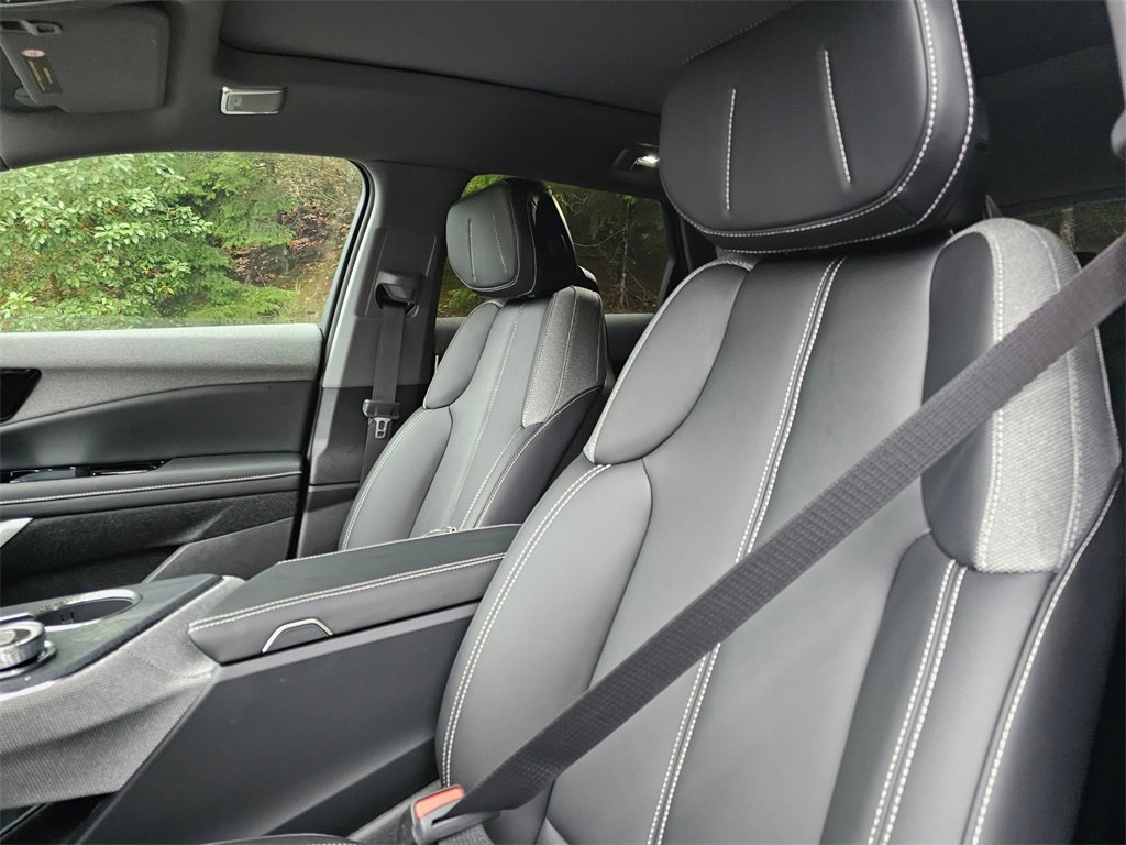 New 2026 Cadillac Optiq Sport 1 image 22