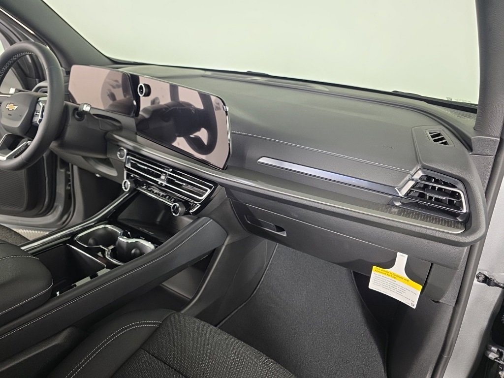 New 2026 Chevrolet Traverse LT w/ Sun and Wheel Package image 43