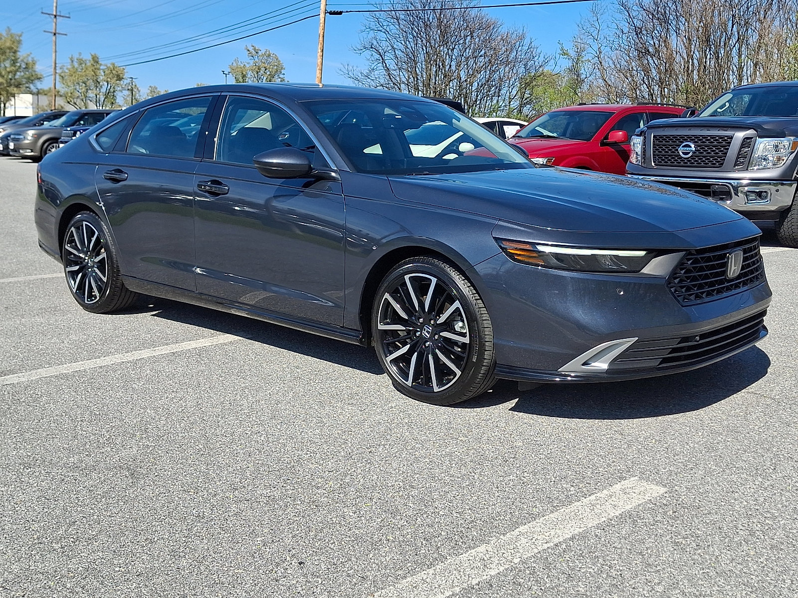 Used 2025 Honda Accord Touring image 1