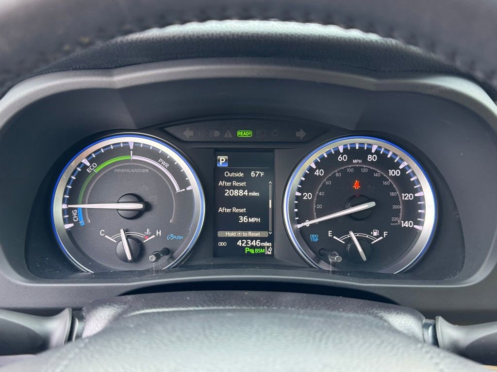 Used 2019 Toyota Highlander Limited Platinum image 32