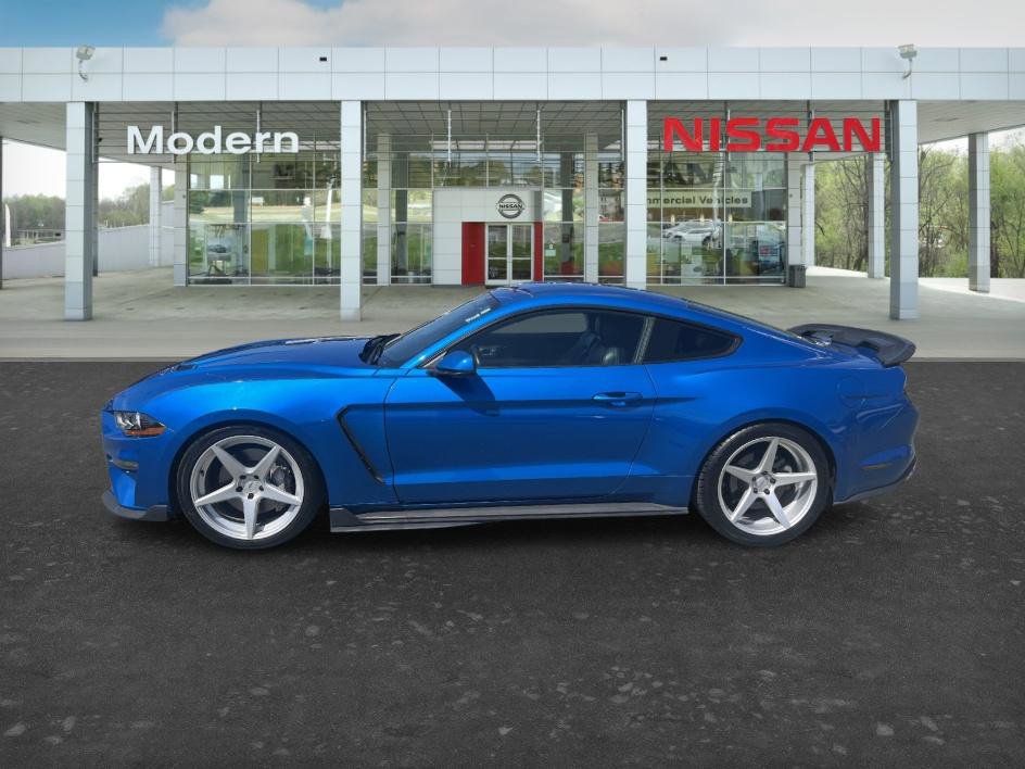 Used 2019 Ford Mustang GT Premium w/ Equipment Group 401A image 2