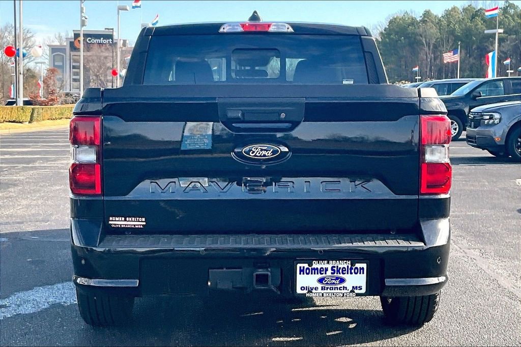 New 2026 Ford Maverick Lobo image 4