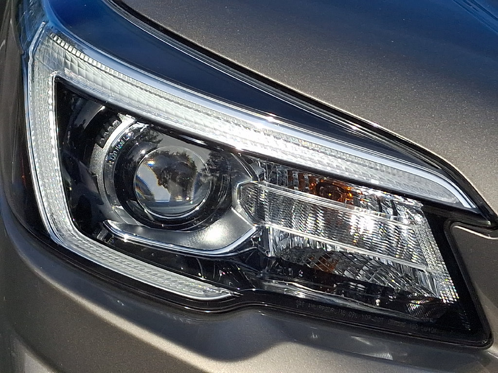 Used 2020 Subaru Forester Limited AWD/4WD image 10