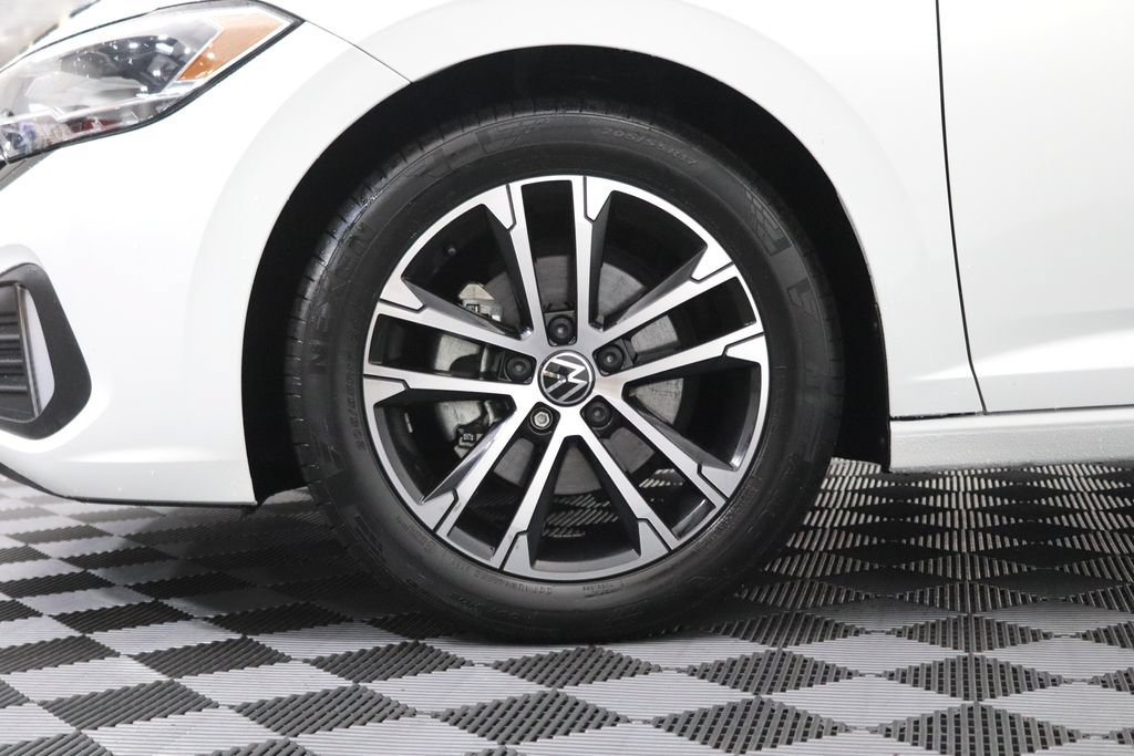 Used 2024 Volkswagen Jetta Sport FWD image 6