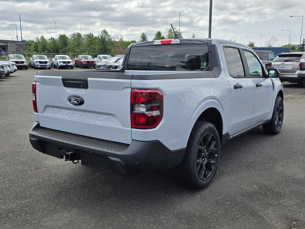 New 2025 Ford Maverick XLT w/ XLT Luxury Package AWD/4WD image 5