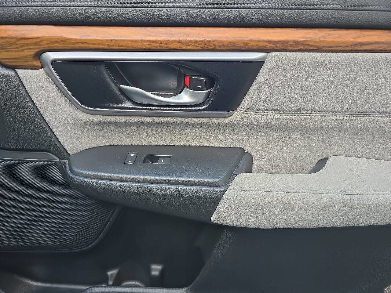 Used 2018 Honda CR-V EX image 32