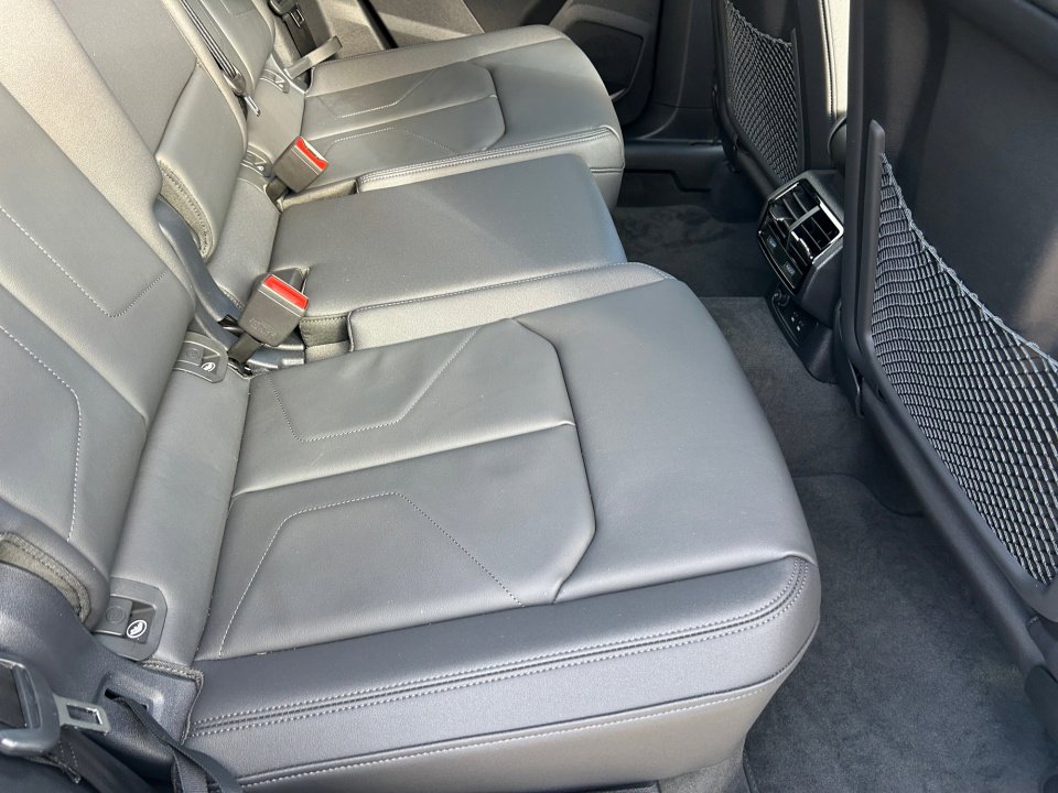 Certified 2025 Audi Q3 2.0T Premium w/ Convenience Package image 29