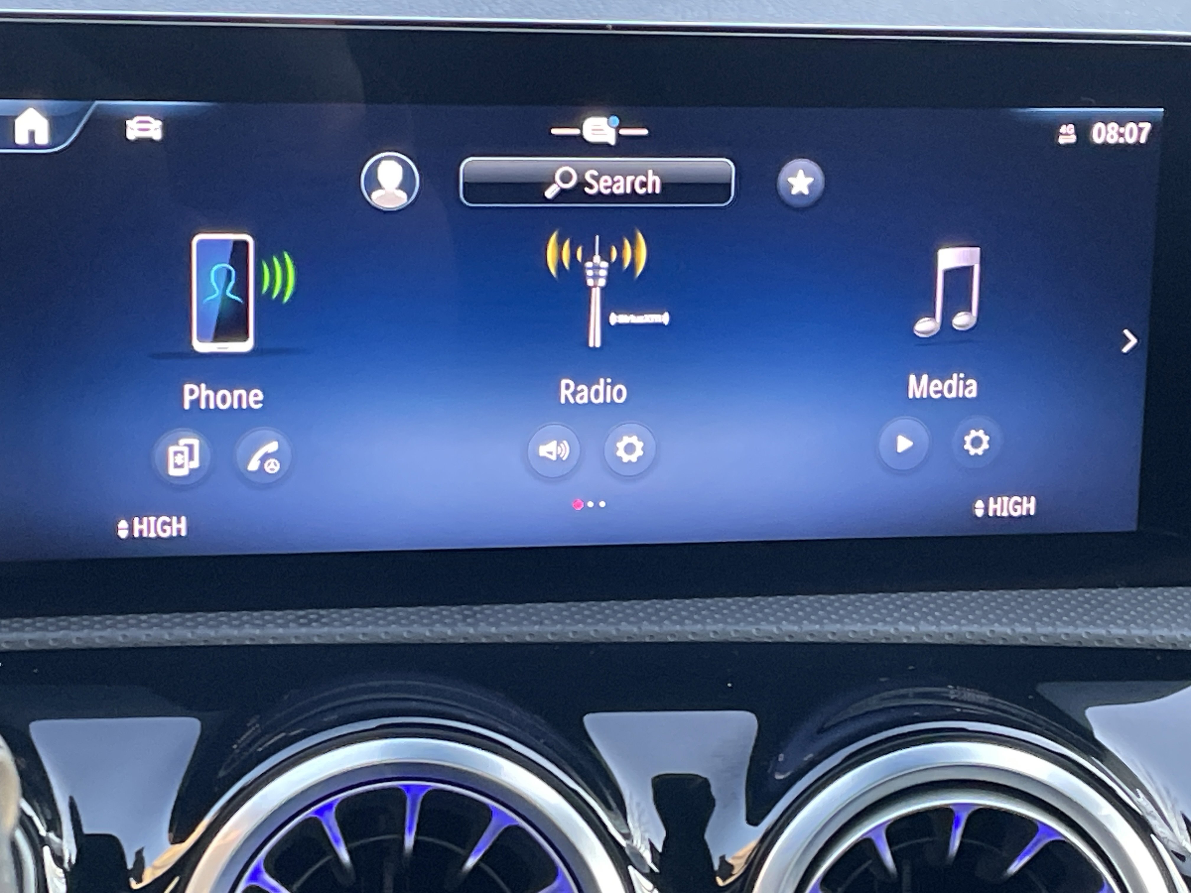 Certified 2025 Mercedes-Benz CLA 250 4MATIC image 31