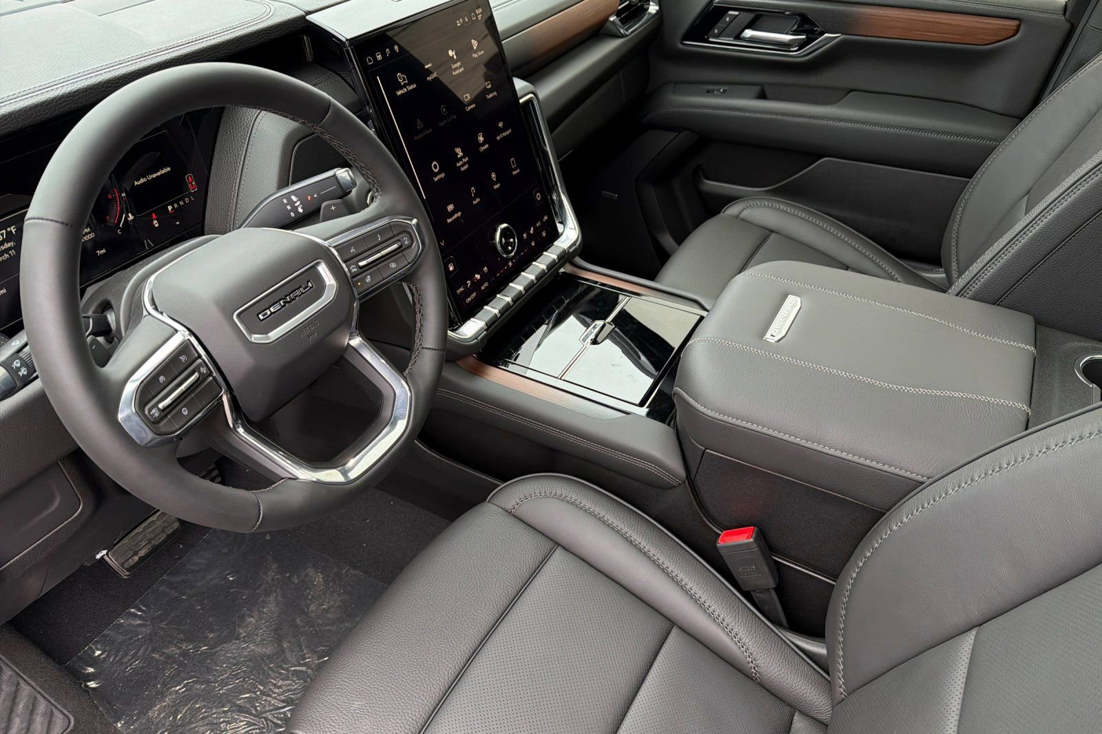 New 2026 GMC Yukon XL Denali w/ Sun & Power Step Package image 9