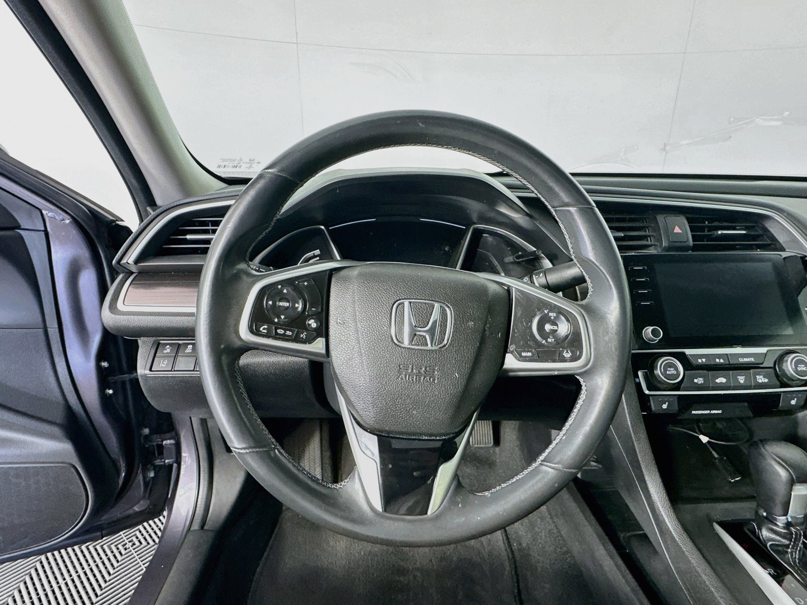 Used 2020 Honda Civic EX image 11