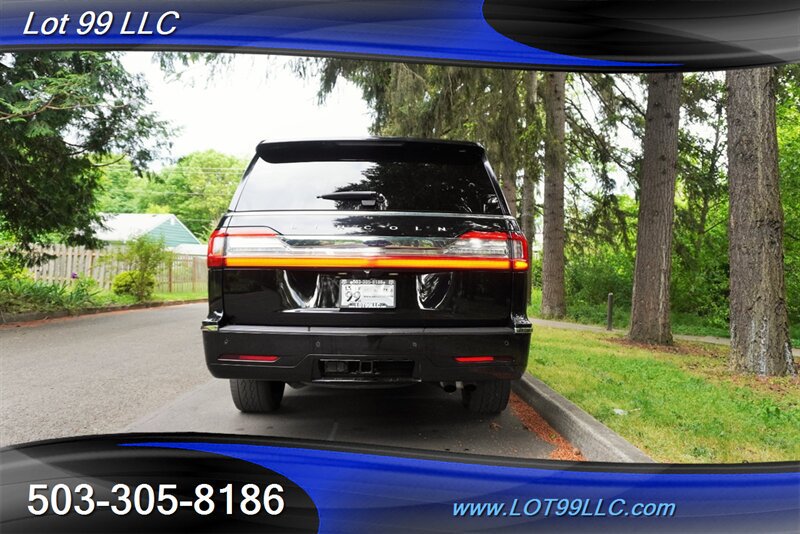 Used 2018 Lincoln Navigator L Reserve w/ Technology Package AWD/4WD image 10
