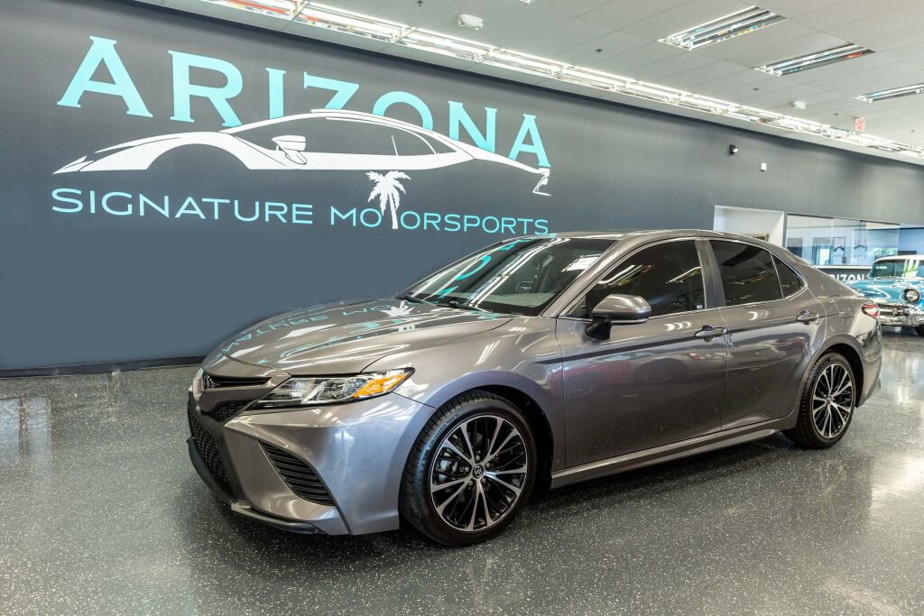 Used 2019 Toyota Camry SE