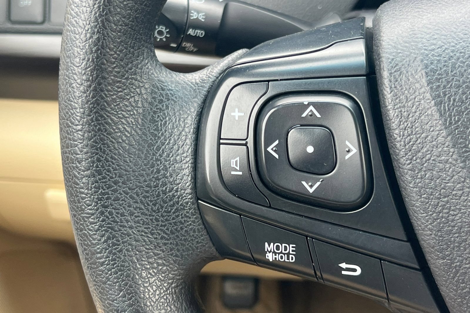Used 2017 Toyota Camry LE FWD image 25