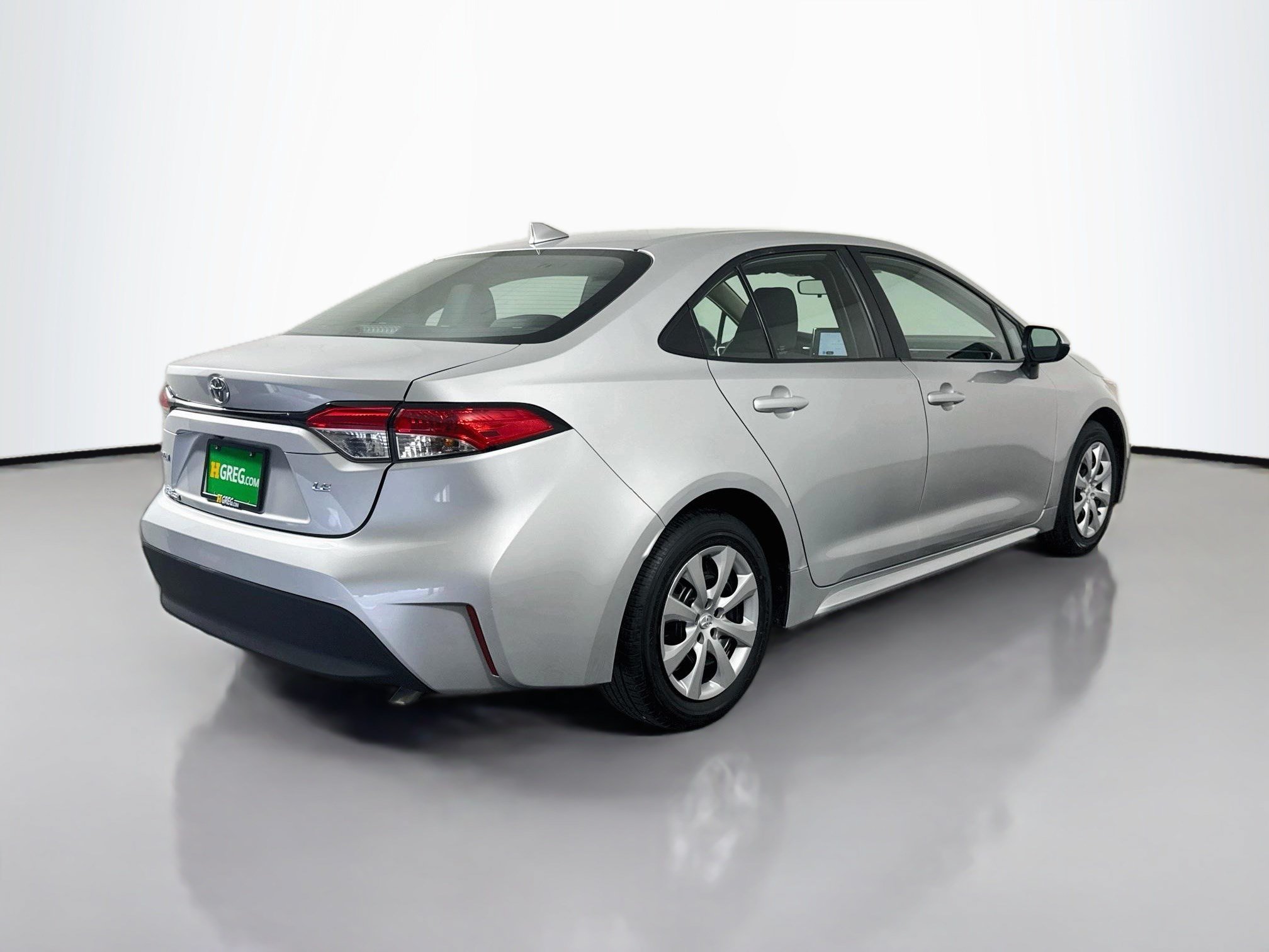 Used 2024 Toyota Corolla LE FWD image 10