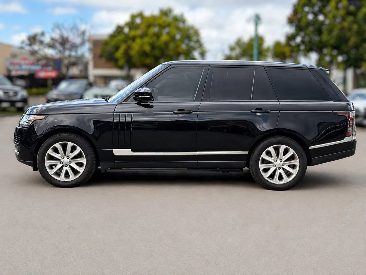 Used 2016 Land Rover Range Rover HSE AWD/4WD image 6