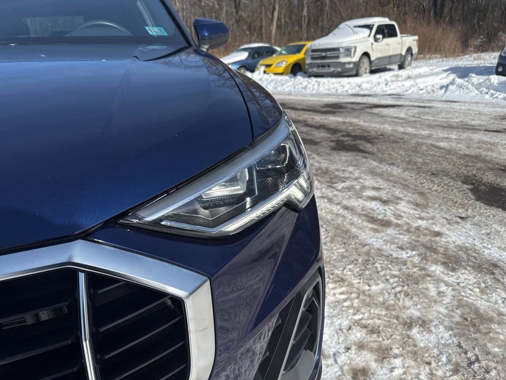 Used 2025 Audi Q3 2.0T Premium image 3