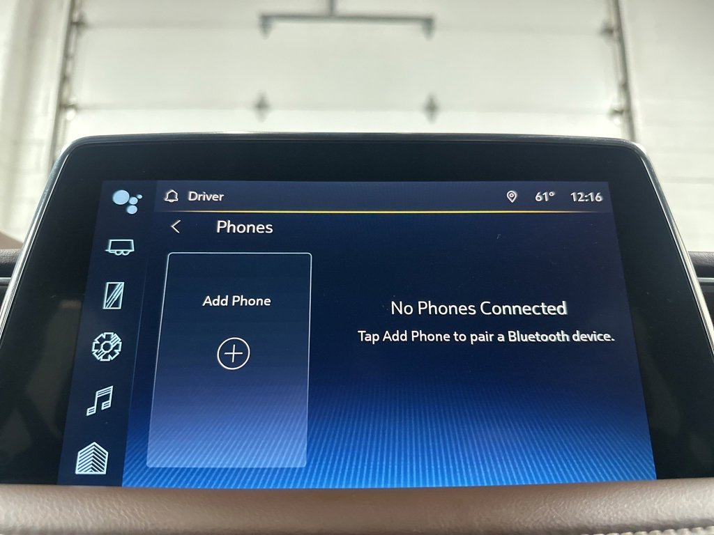 Used 2023 Chevrolet Suburban High Country image 33