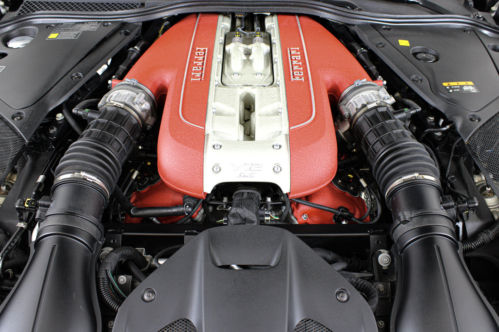 Certified 2020 Ferrari 812 Superfast RWD image 40