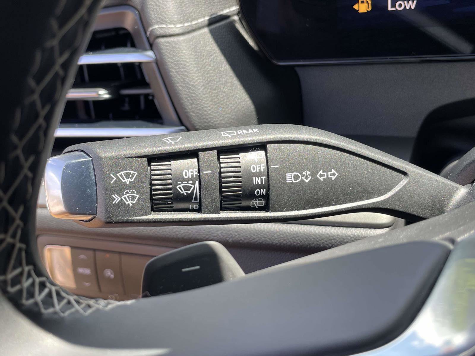 Used 2025 Chevrolet Traverse LT w/ LPO, Floor Liner Package image 18