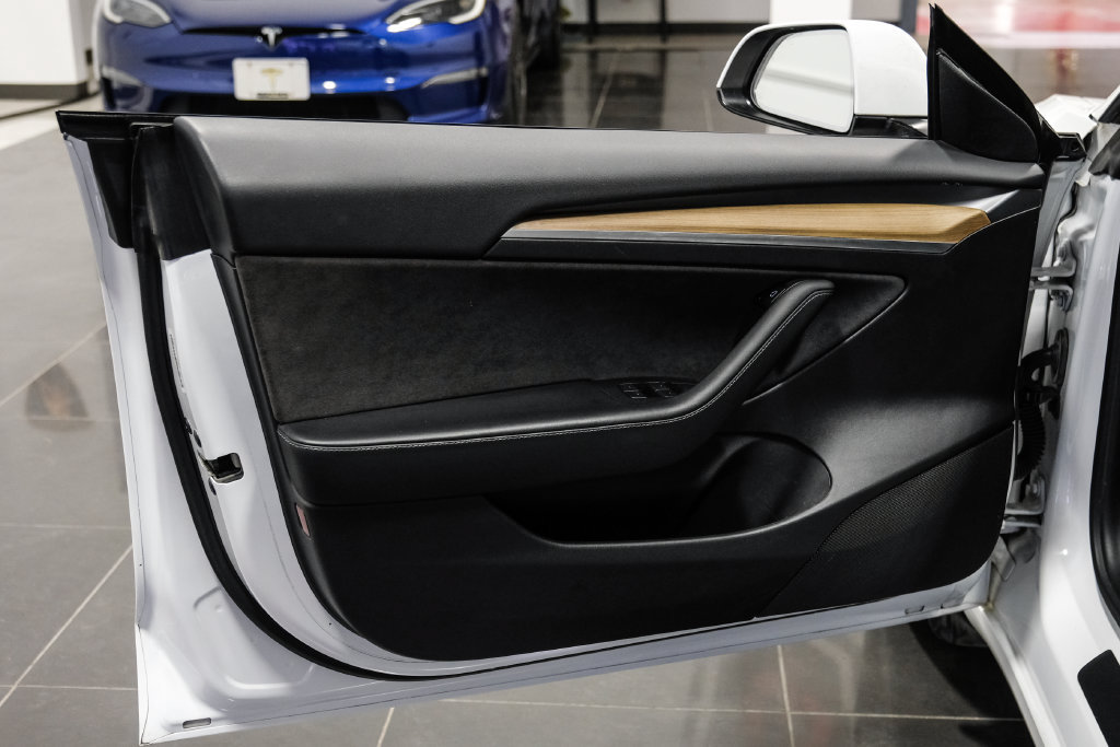 Used 2021 Tesla Model 3 Standard Range Plus RWD image 48