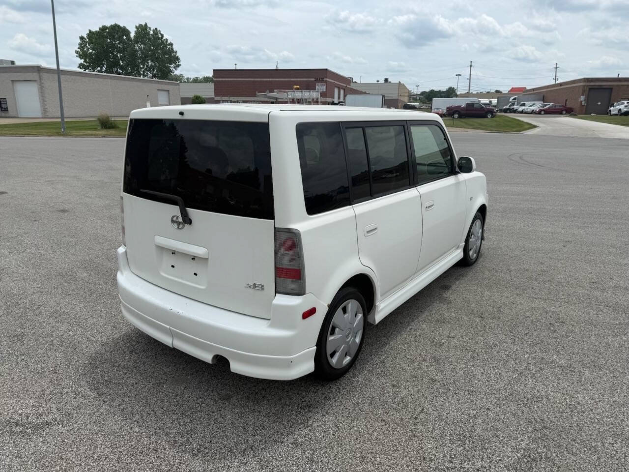 Used 2006 Scion xB FWD image 5