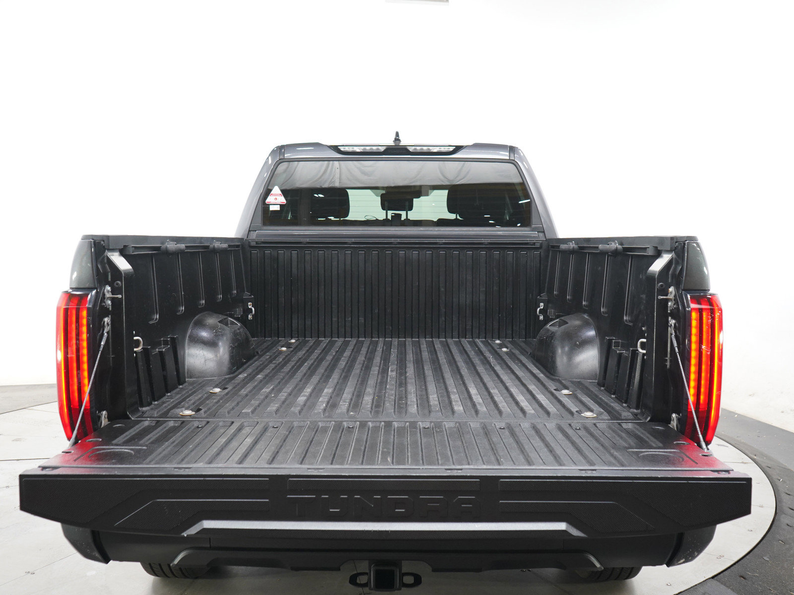 Used 2022 Toyota Tundra SR5 AWD/4WD image 16