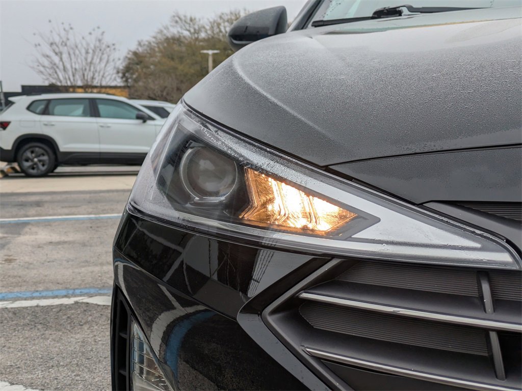 Used 2019 Hyundai Elantra SE w/ Cargo Package image 10