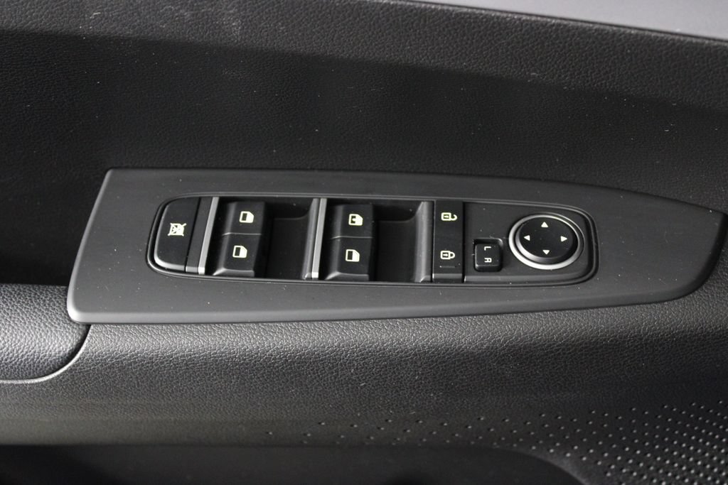 Used 2023 Kia Forte LXS w/ LXS Technology Package FWD image 22