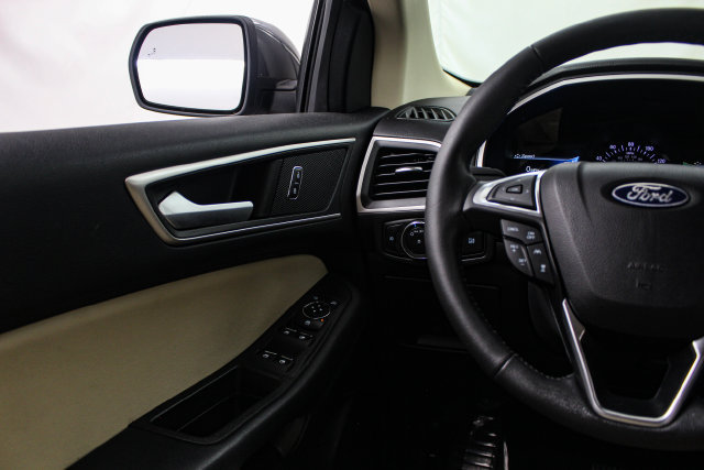 Used 2021 Ford Edge SEL w/ Cargo Accessory Package AWD/4WD image 20