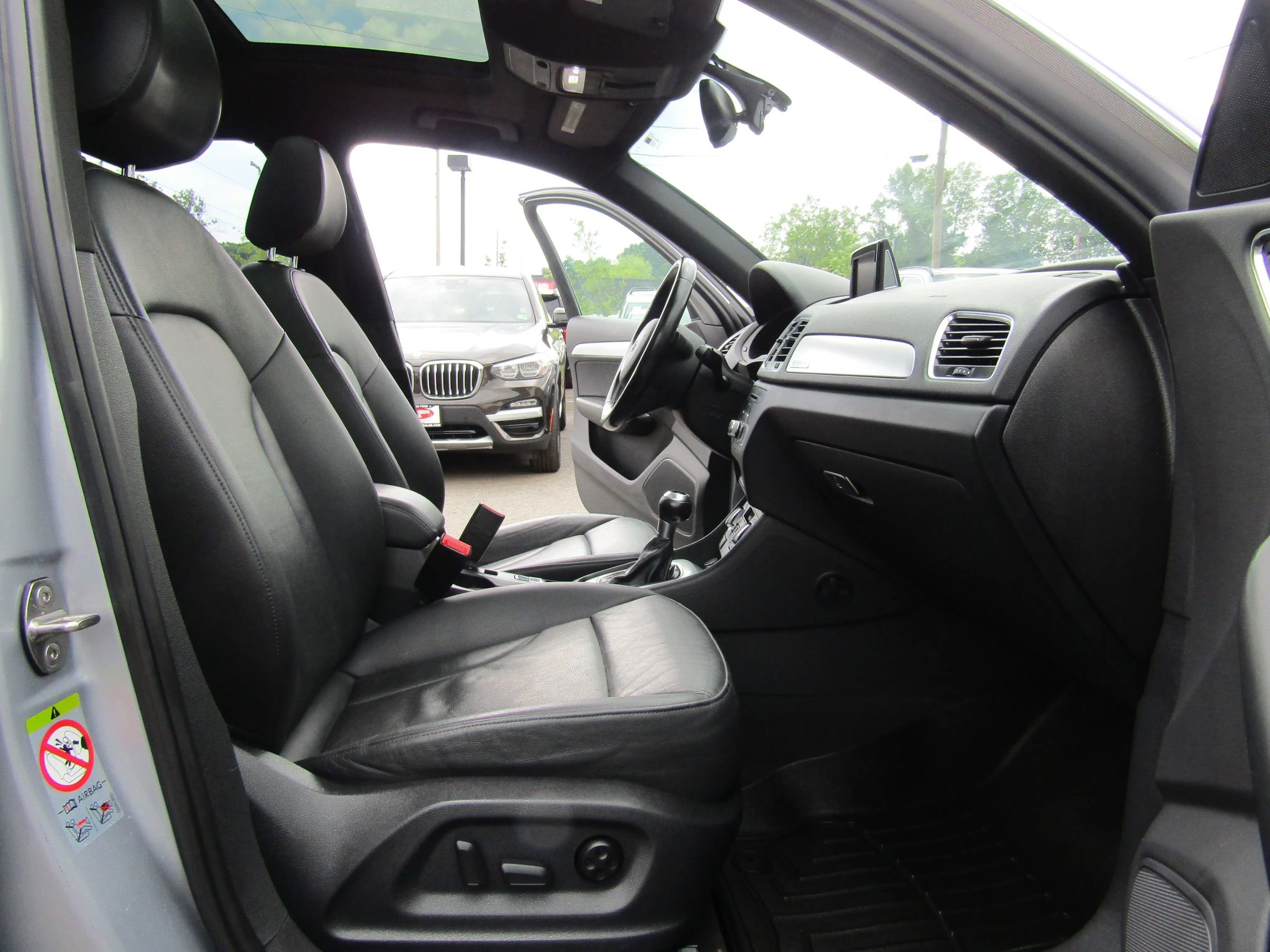 Used 2015 Audi Q3 2.0T Premium Plus image 11