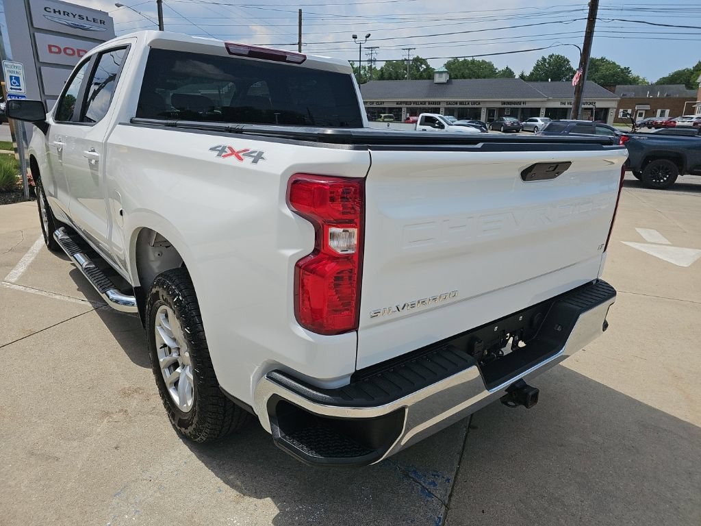 Used 2021 Chevrolet Silverado 1500 LT AWD/4WD image 10