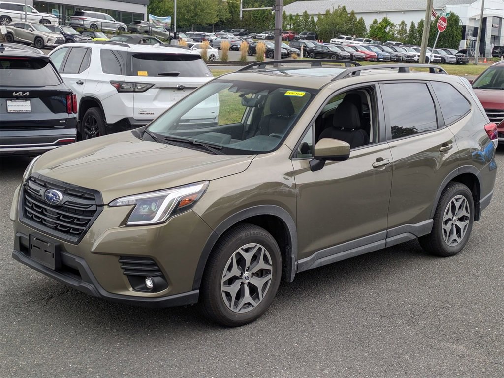 Used 2024 Subaru Forester Premium image 5