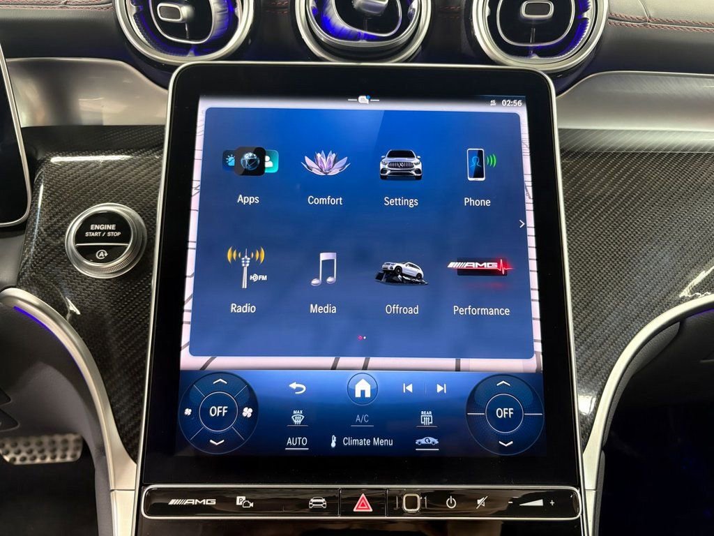 Used 2024 Mercedes-Benz GLC 43 AMG 4MATIC w/ Driver Assistance Package image 19