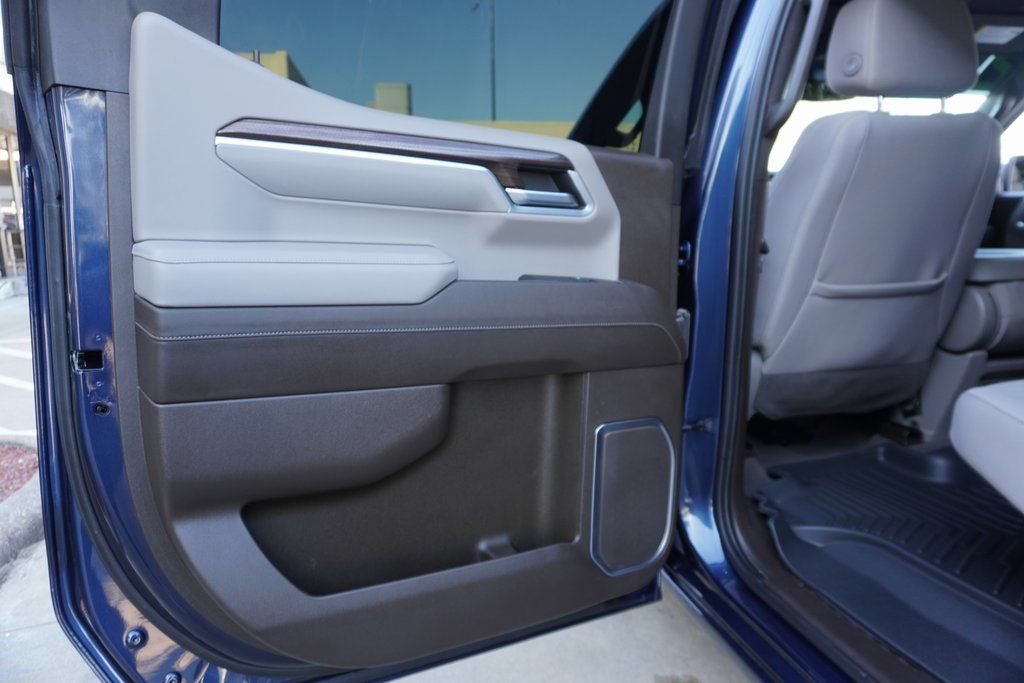 Used 2023 Chevrolet Silverado 1500 LT w/ Protection Package image 19