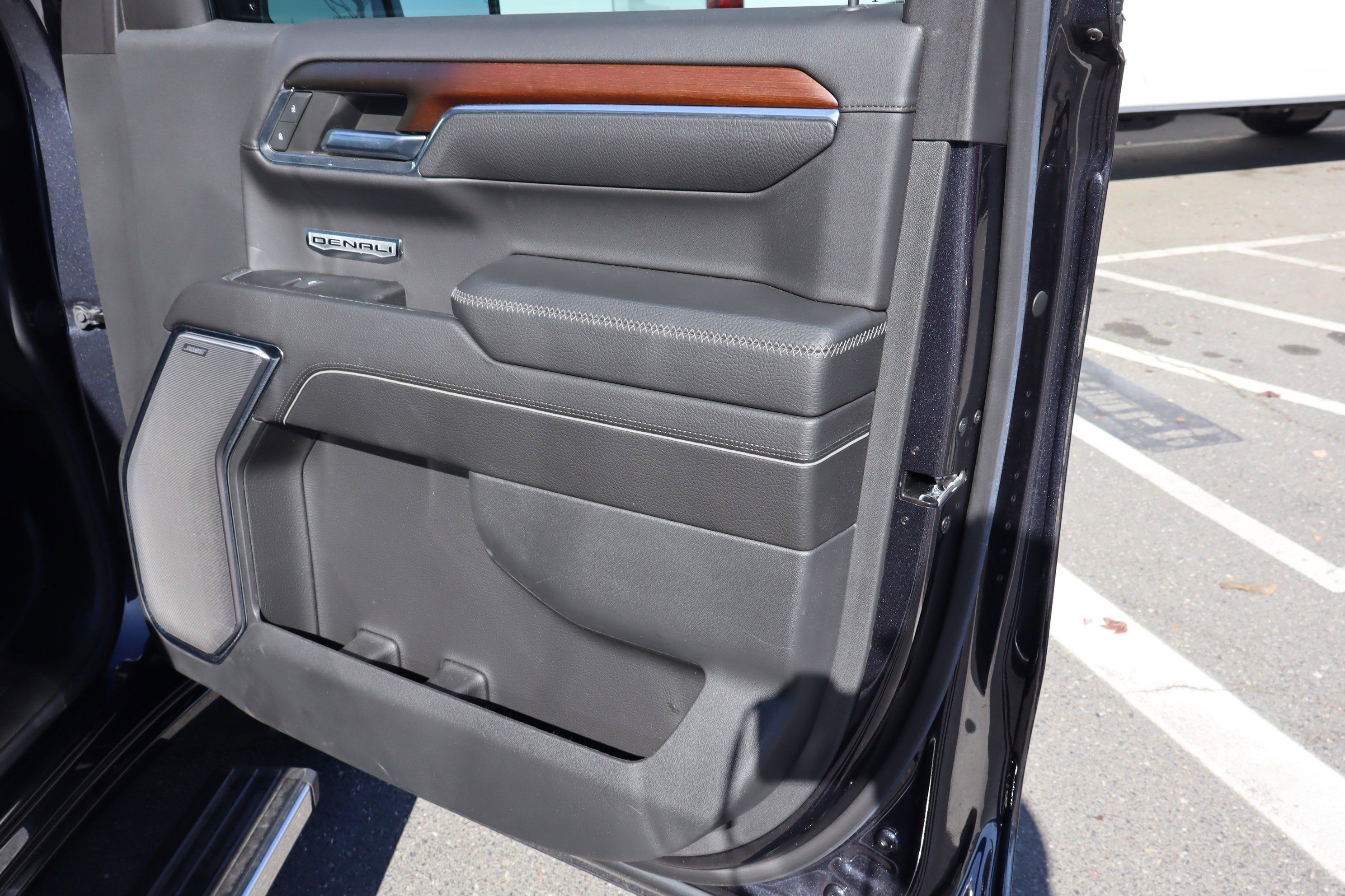 Used 2024 GMC Sierra 1500 Denali w/ Denali Reserve Package image 39