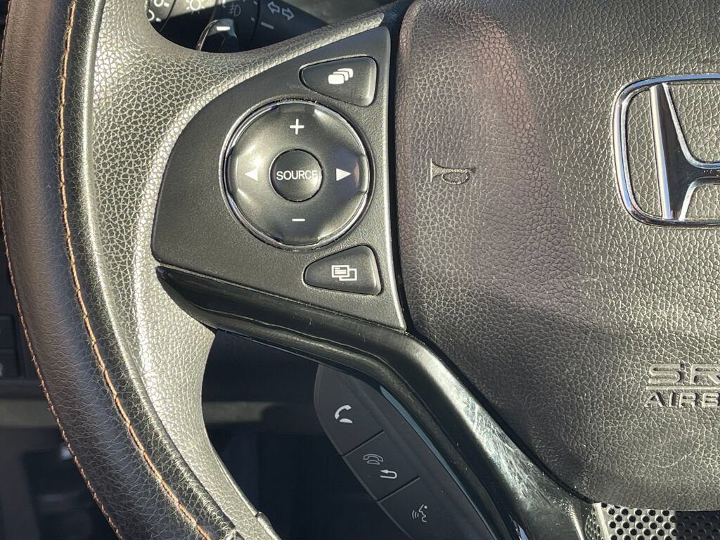 Used 2022 Honda HR-V EX image 16