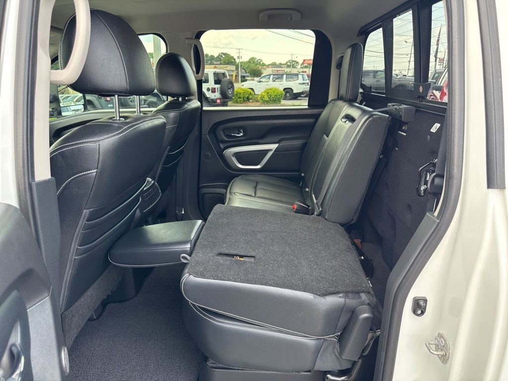 Used 2018 Nissan Titan PRO-4X w/ Pro-4x Convenience Package image 28