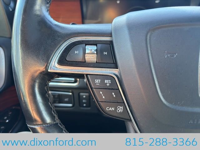 Used 2020 Lincoln Navigator Reserve w/ Luxury Package AWD/4WD image 17