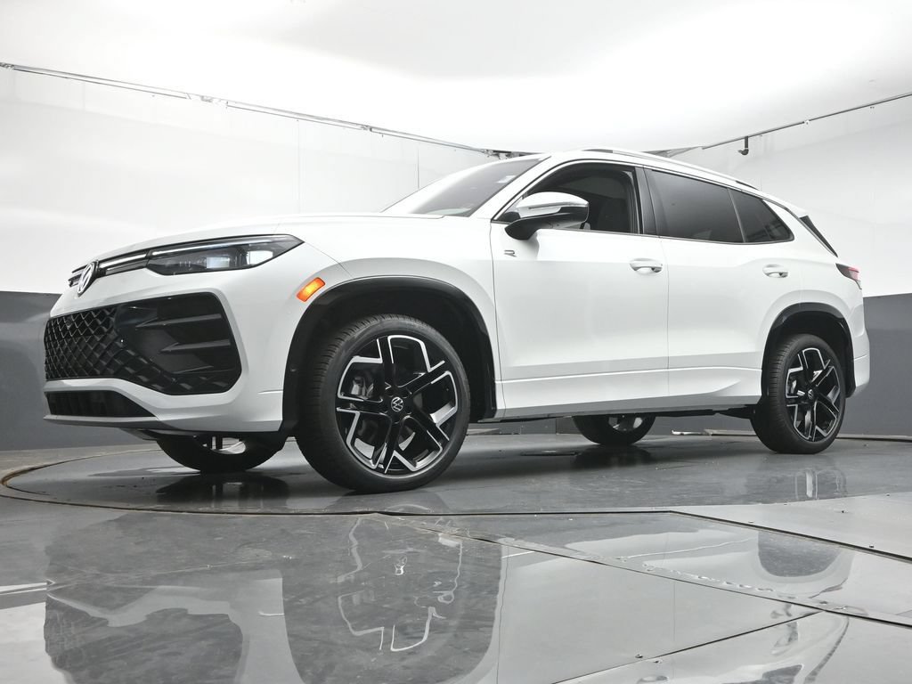 New 2026 Volkswagen Tiguan SEL R-Line AWD/4WD image 36