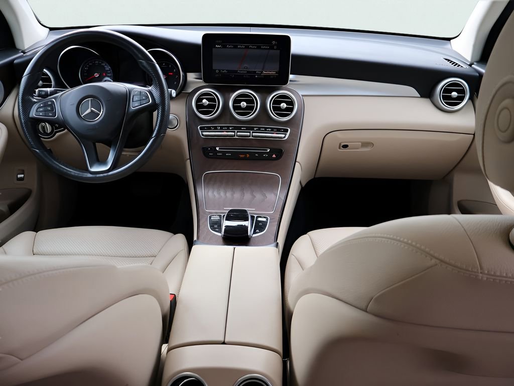 Used 2018 Mercedes-Benz GLC 300 4MATIC image 15