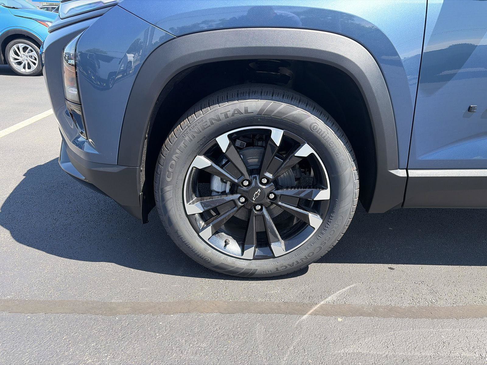 New 2027 Chevrolet Equinox RS w/ Safety and Technology Package AWD/4WD image 10