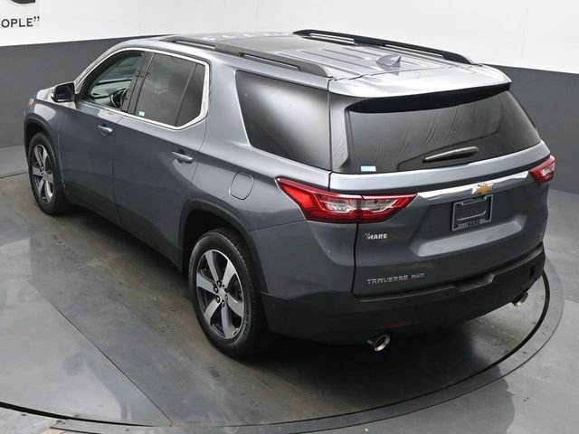 Used 2021 Chevrolet Traverse LT w/ LT Premium Package image 42