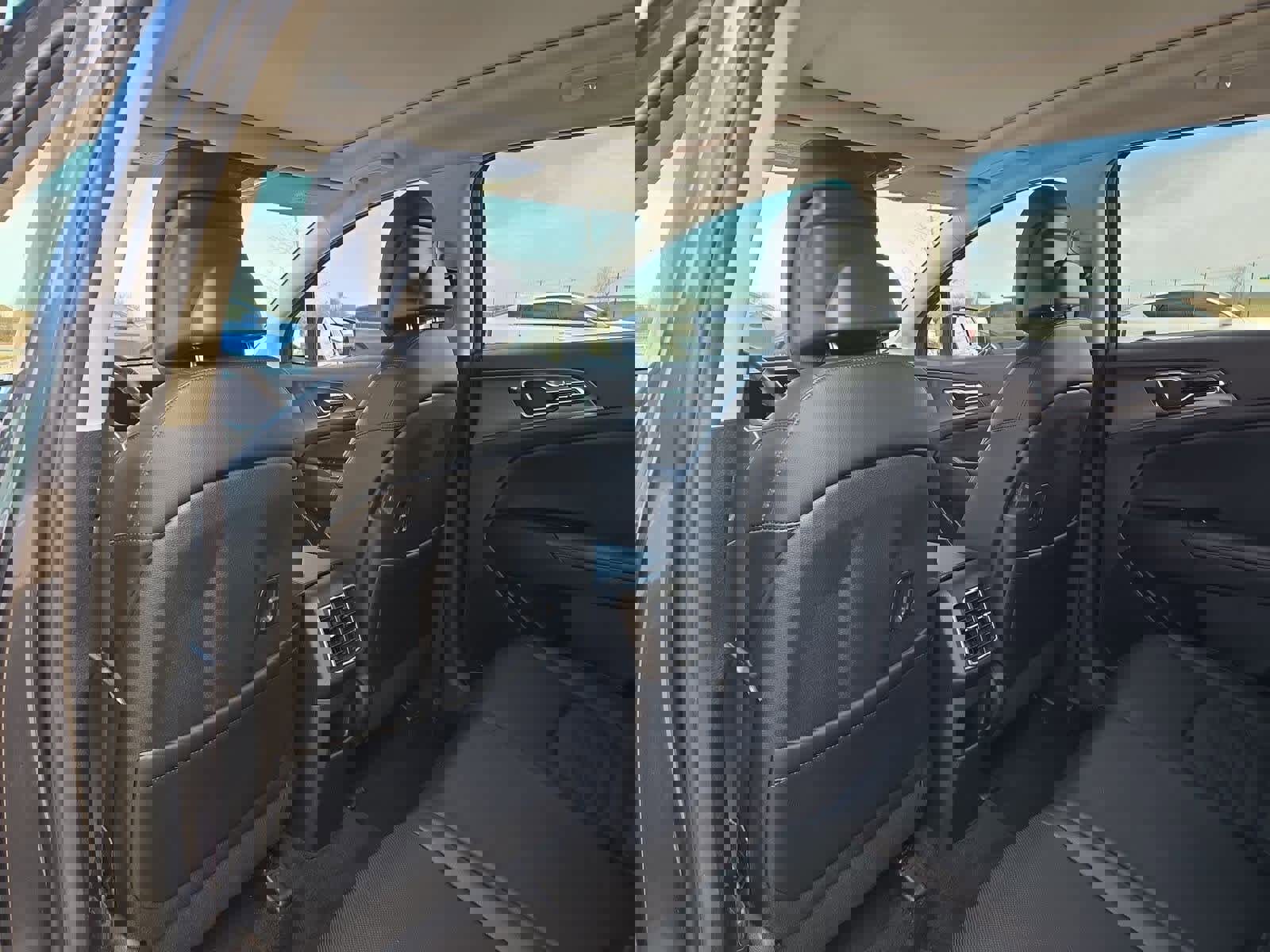 Used 2024 Kia Sportage SX image 17