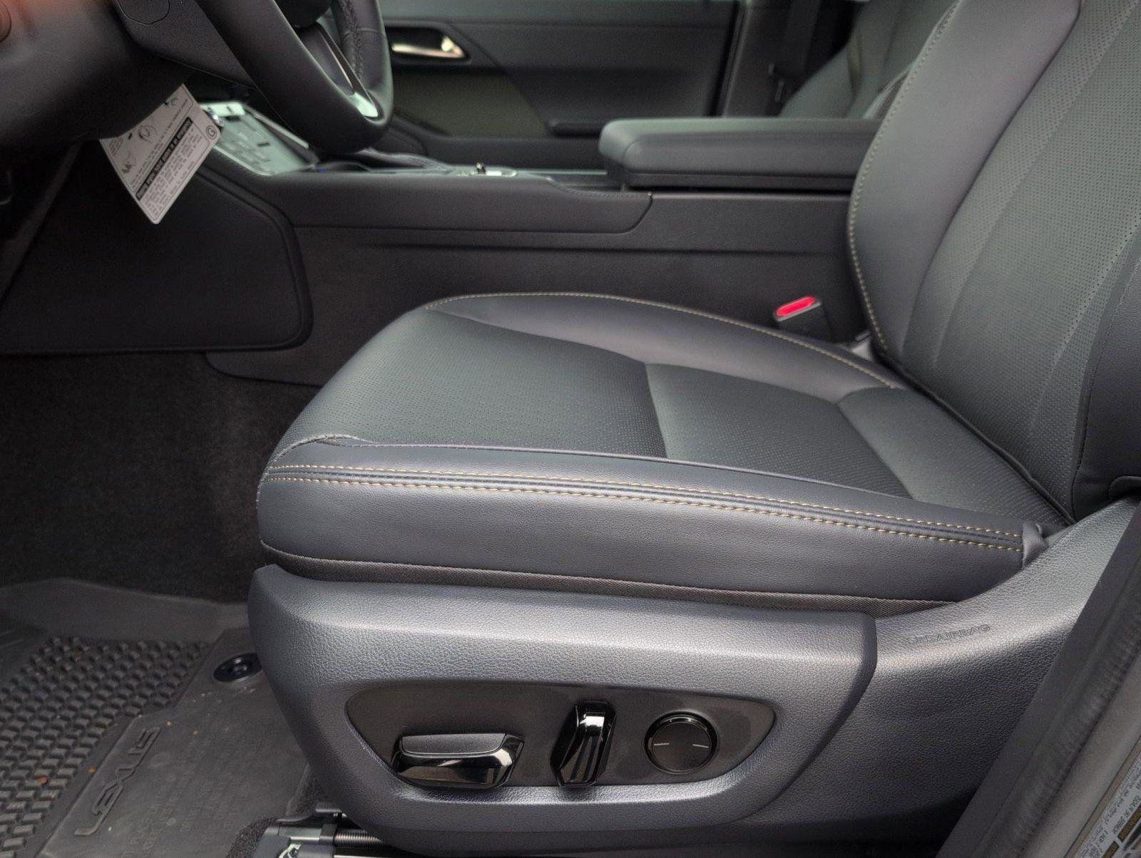 Certified 2025 Lexus GX 550 image 5