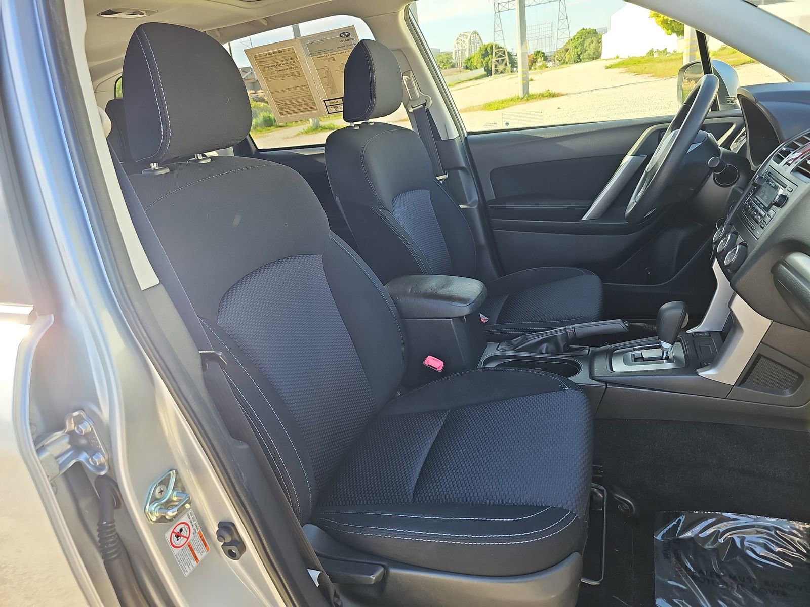 Used 2014 Subaru Forester 2.5i Premium w/ All-Weather Package image 10