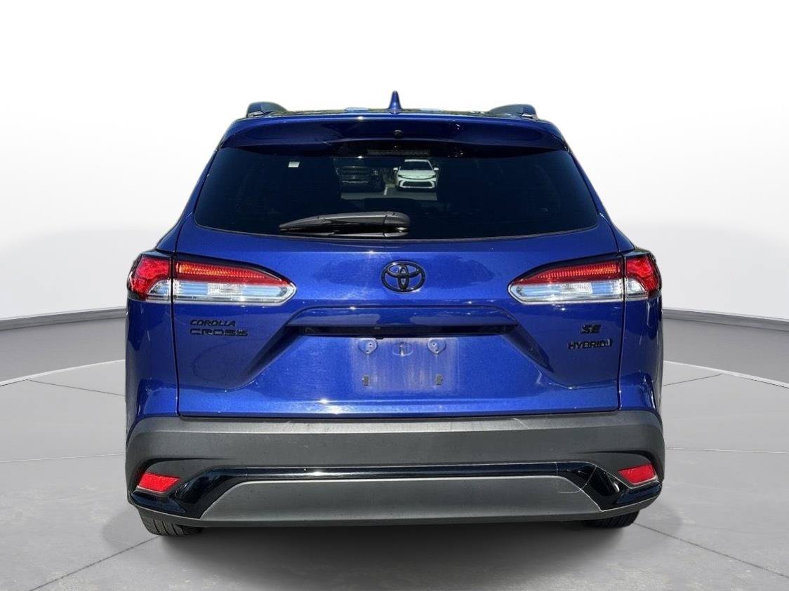 Used 2024 Toyota Corolla Cross AWD Hybrid image 7